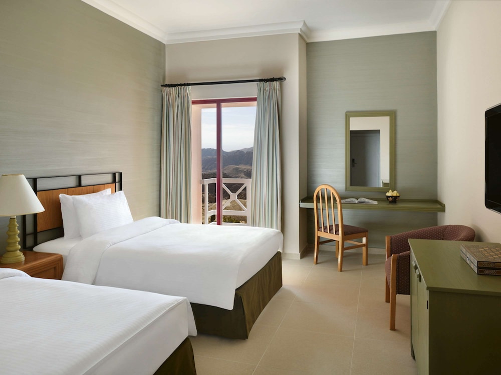 Grand Mercure Petra 17/91