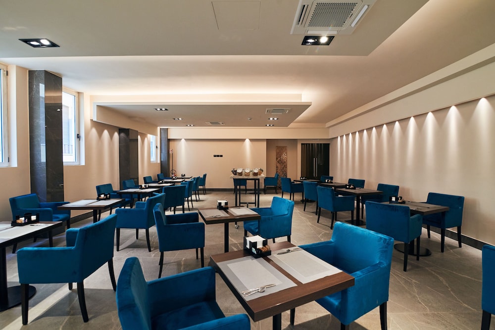 Poledrini Hotel 38/49
