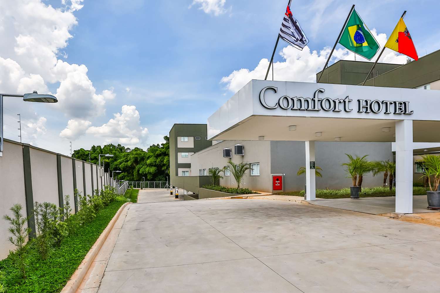 Comfort Hotel Mogi Guacu 42/46