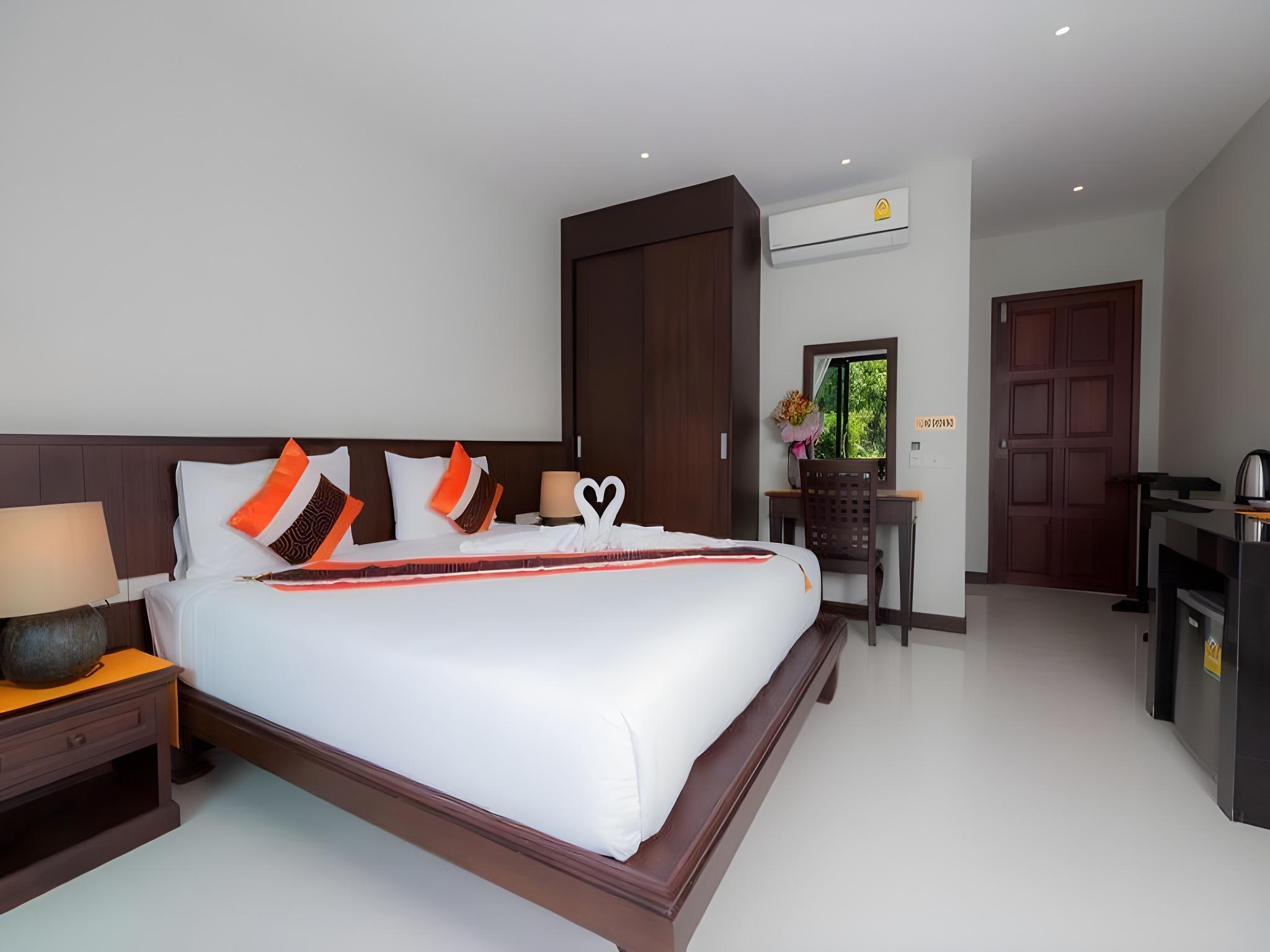 STANDARD, DOUBLE BED