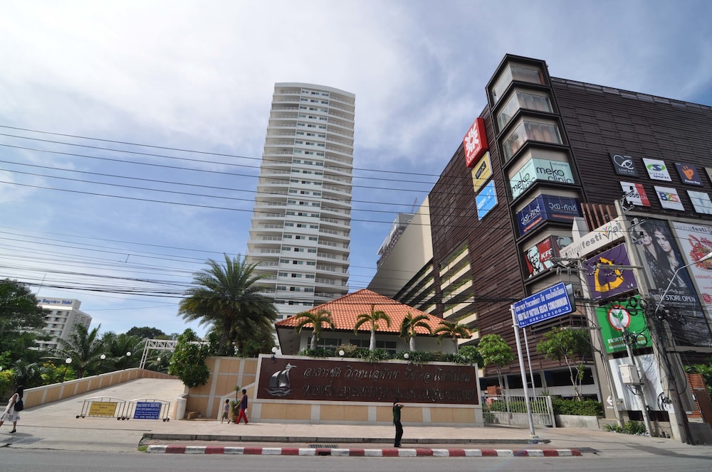 View Talay 6 Condominium By Honey 78/84