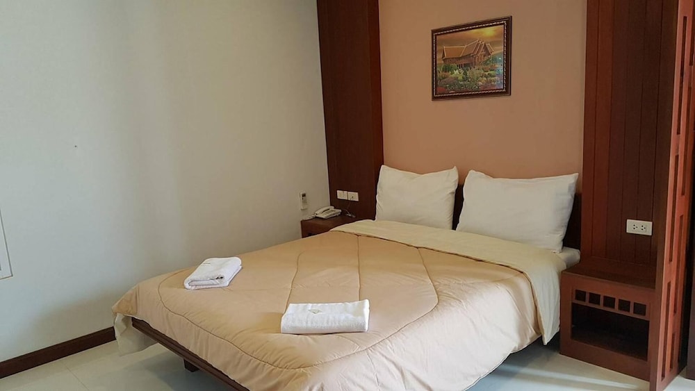 Suanrak Resort 3/16