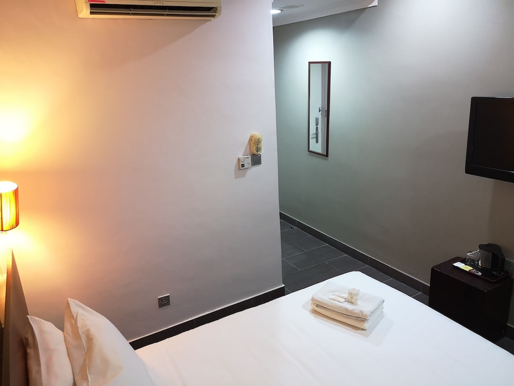 Tune Hotel Waterfront Kuching 15/39