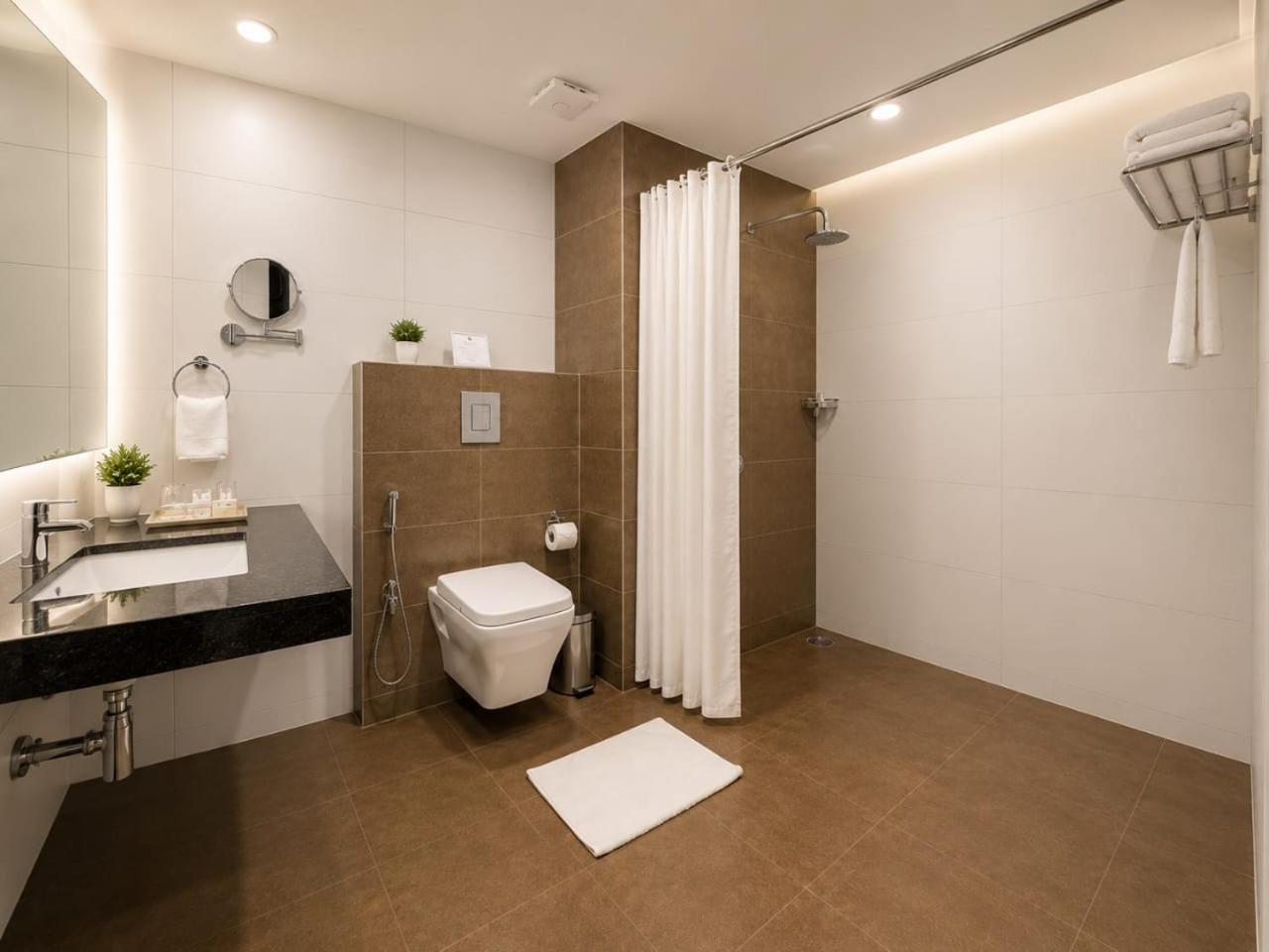 Hotel Indraprasttha 22/23