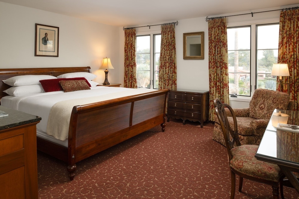 STANDARD, KING BED