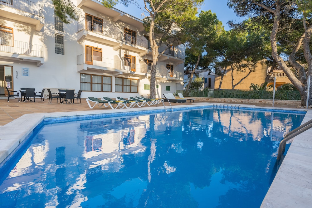 Hotel Santanyi Port 6/60