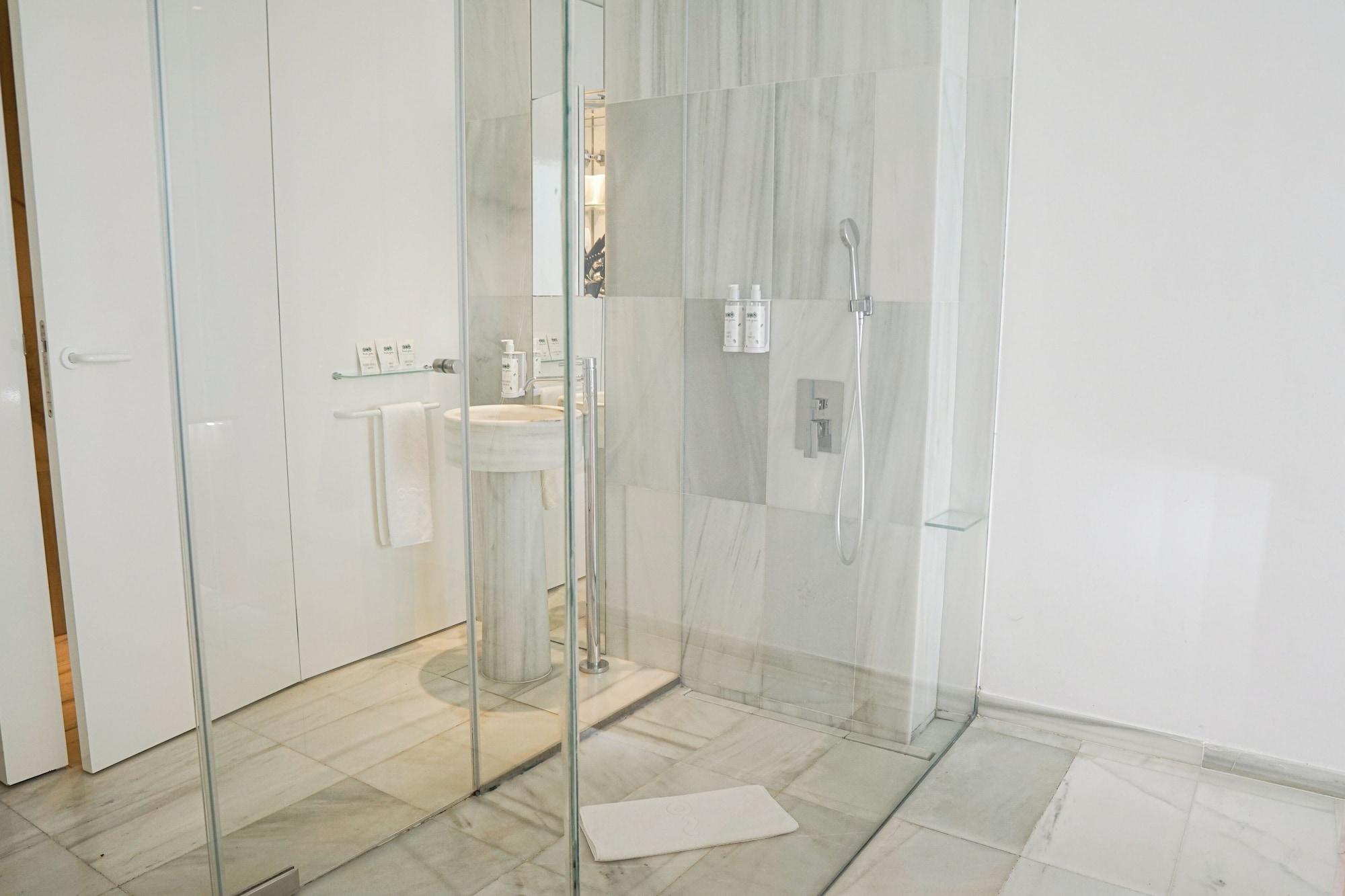 Room, Lateral Side Sea View, Balcony، Hotel Aromar 2/2