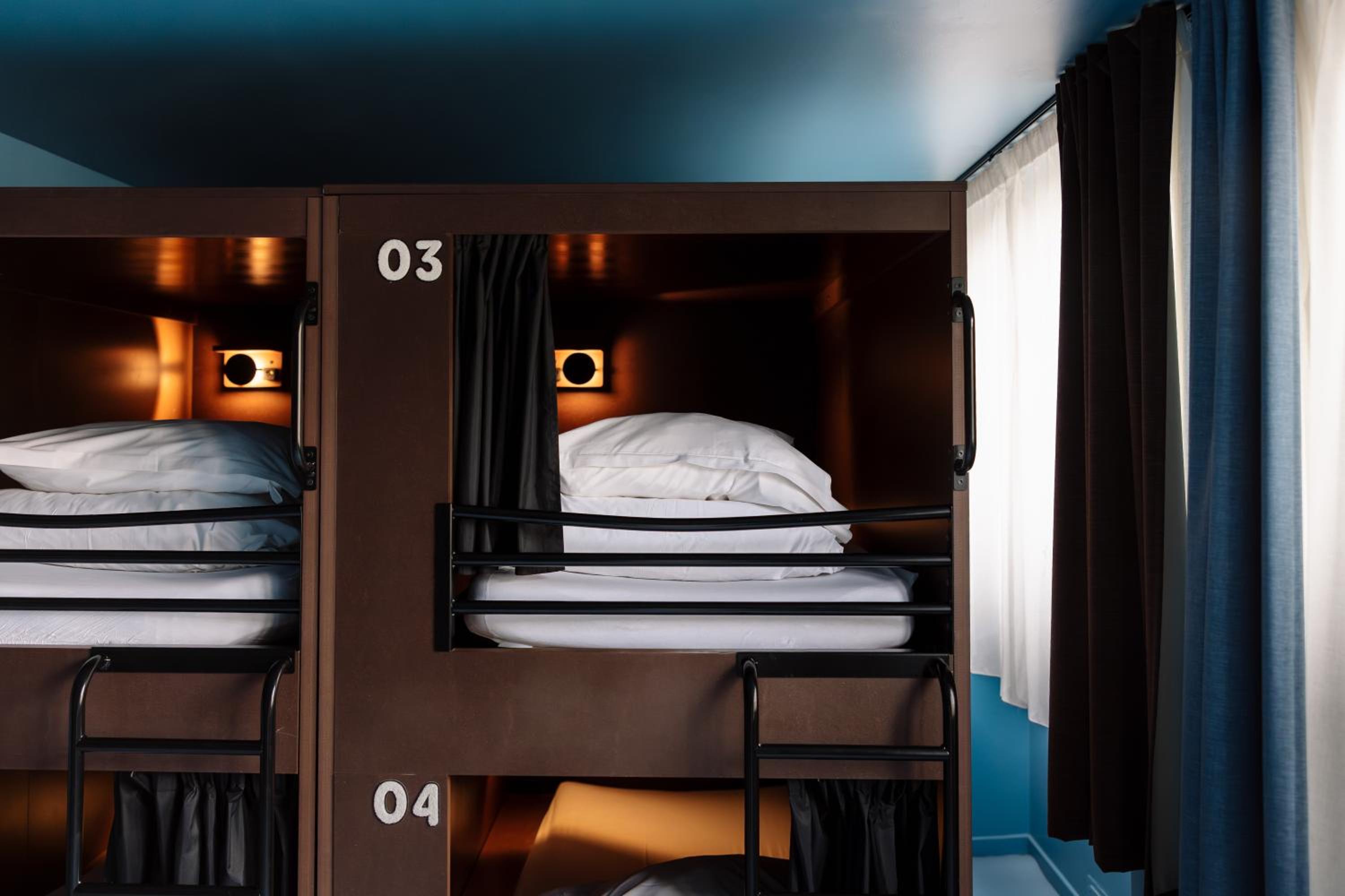 Male Dorm, 4 Beds