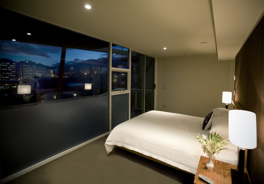 Sullivans Cove Apartments 37/79