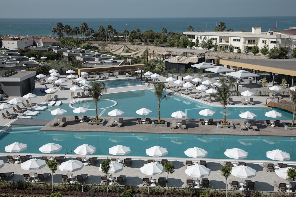 Green Garden Resort Spa and Hotel 33/41