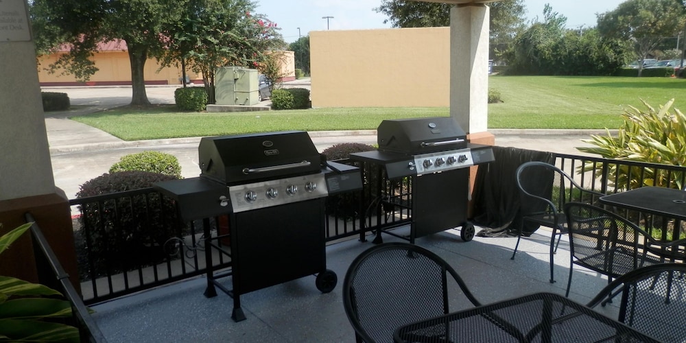 Candlewood Suites Houston North I45 Spring An Ihg Hotel 33/44