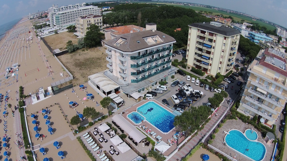 Hotel La Bussola 4/50