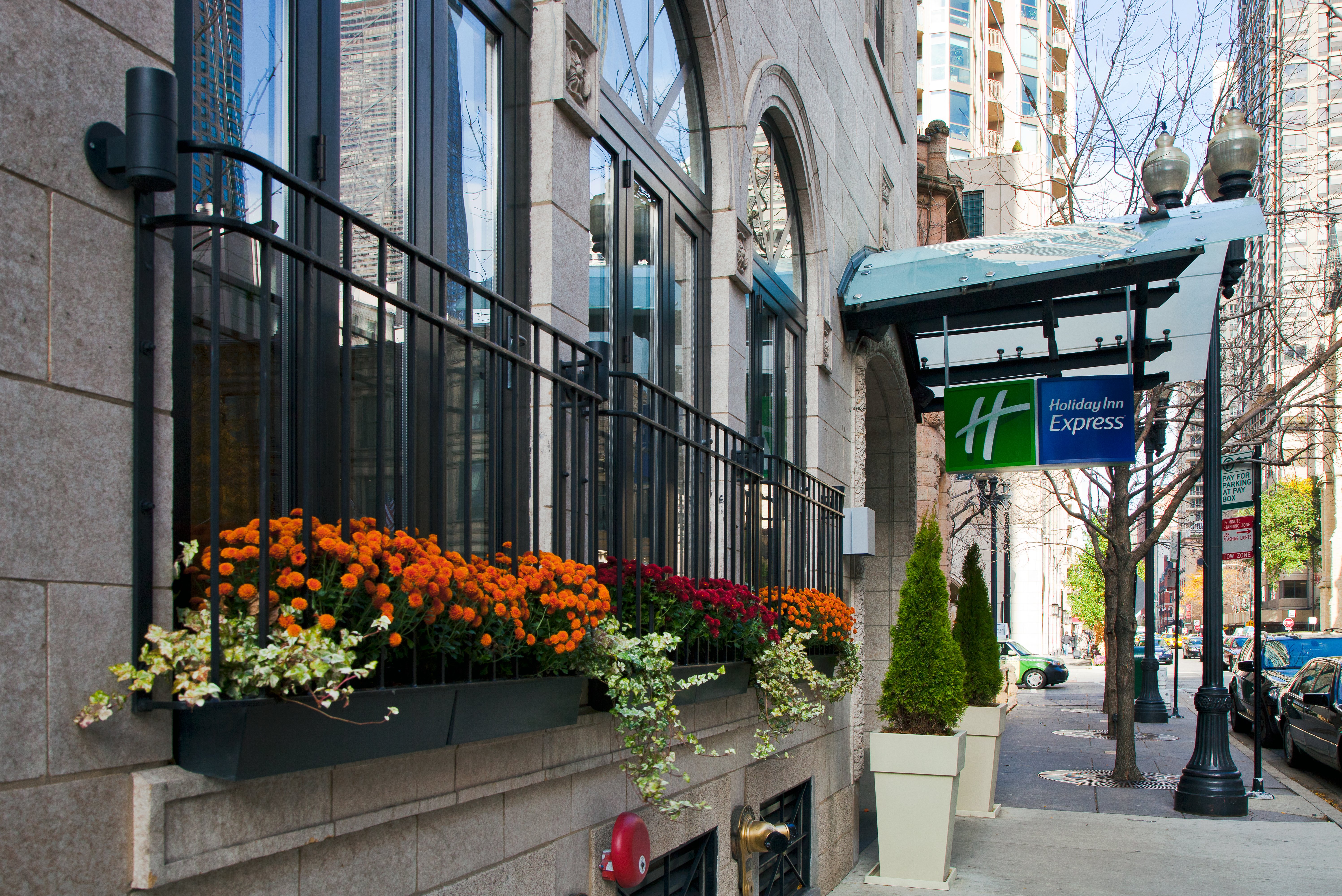 Holiday Inn Express Chicago - Magnificent Mile