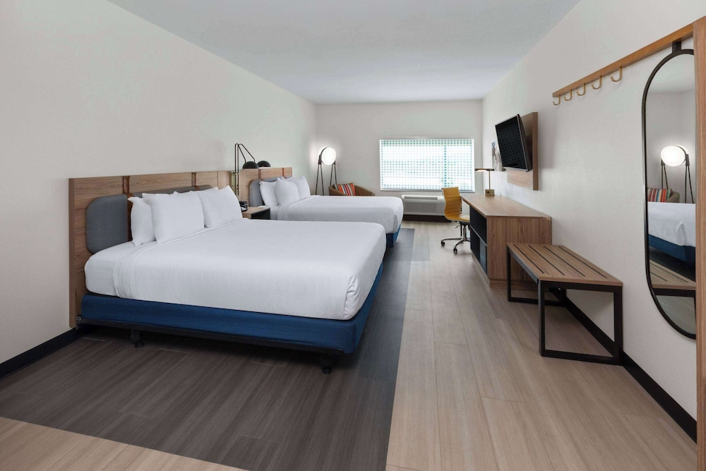 EFFICIENCY, 2 QUEEN BEDS, ACCESSIBLE