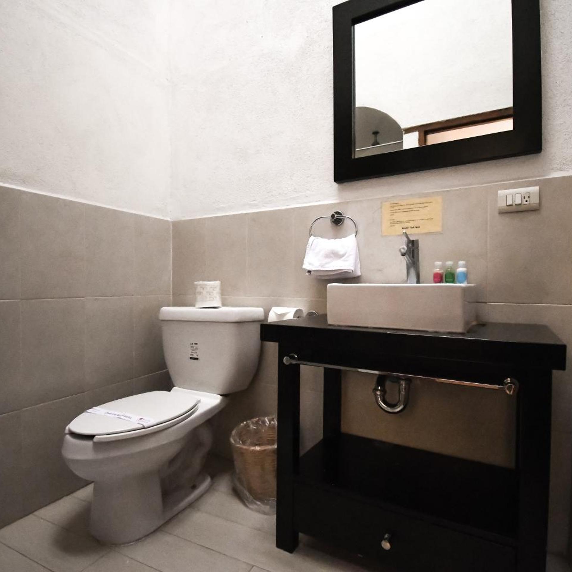 Hotel Meson Cuevano 50/50