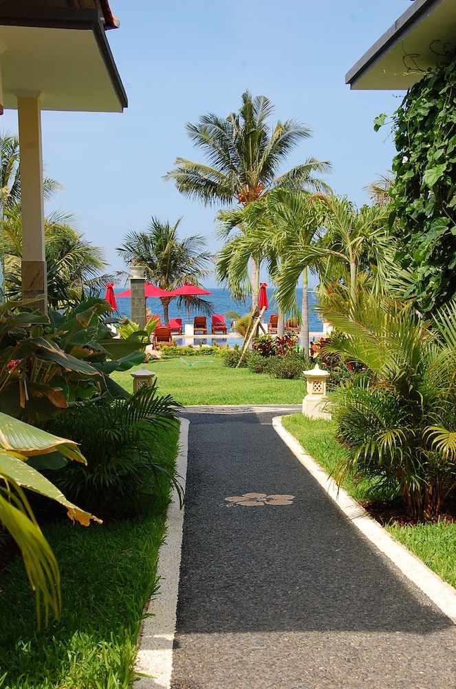Bali Dive Resort And Spa 50/68