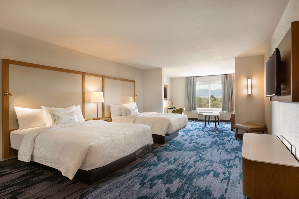 Fairfield Inn Suites Boulder Longmont 14/38