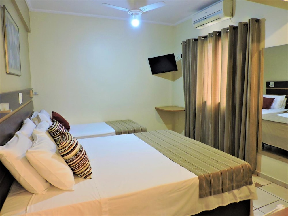 Ferraz Hotel 30/65