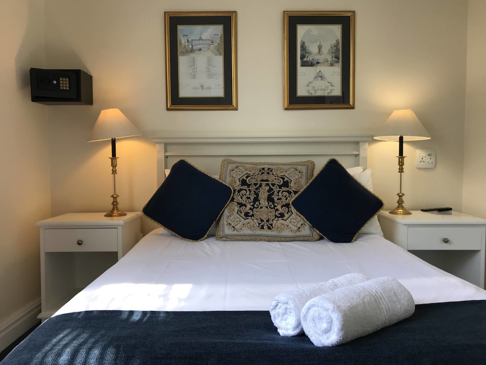 Altona Guest House 4/19