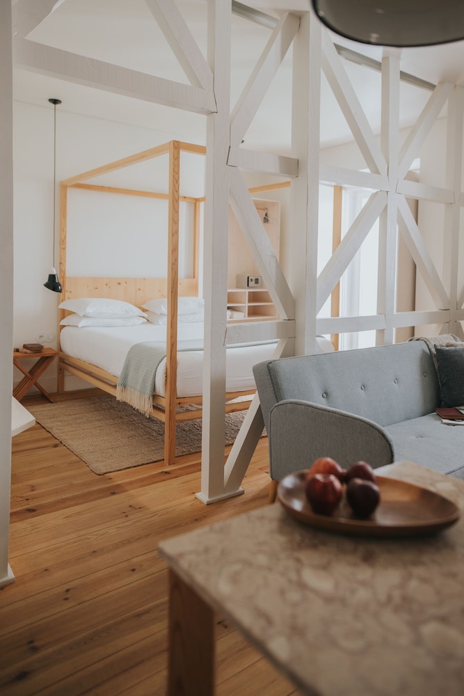Dona Graca Lisbon Apartments 14/50