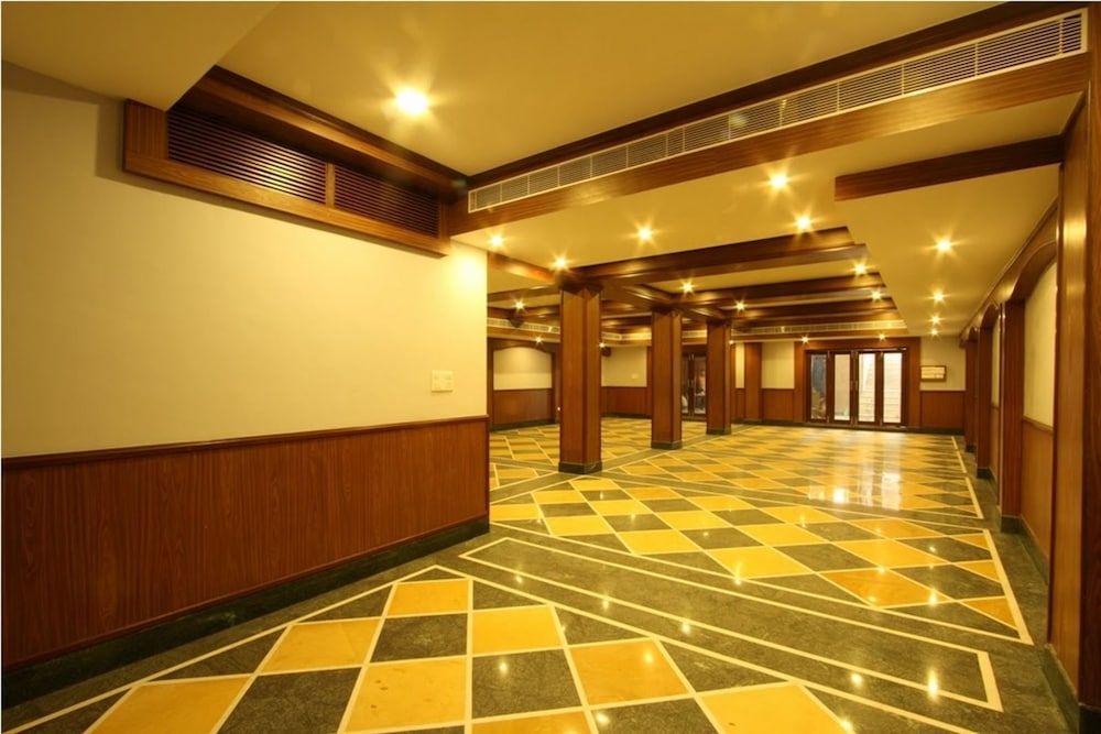 HOTEL NAHAR MANCHESTER INN 16/42