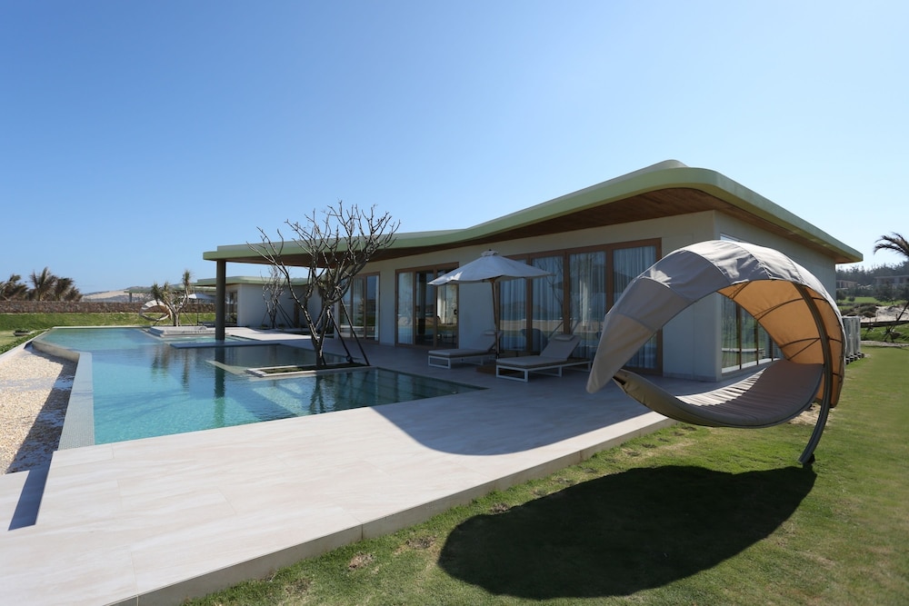 FLC Luxury Resort Quy Nhon 3/83