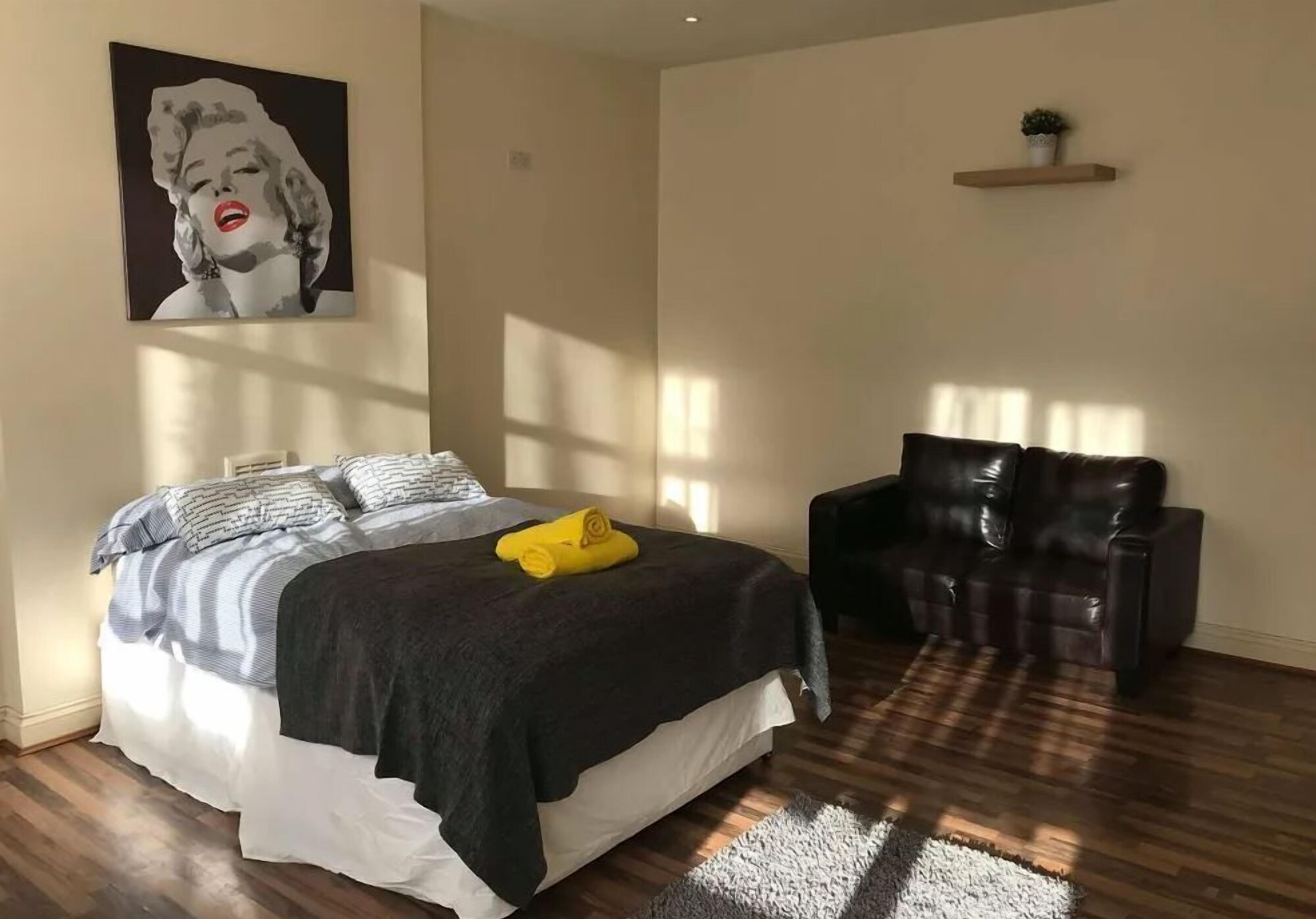 MIXED DORM