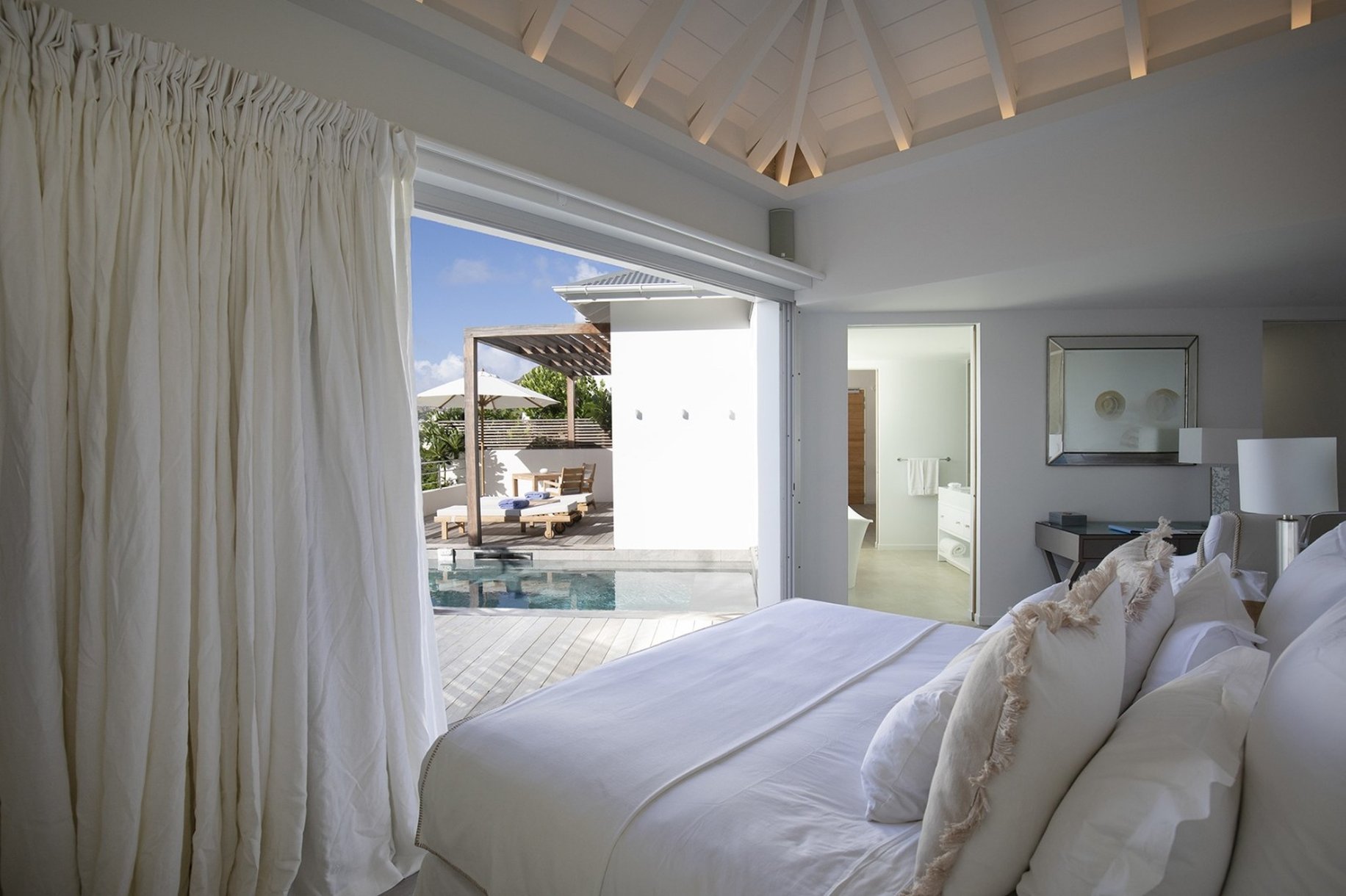 Hotel Le Toiny 12/84