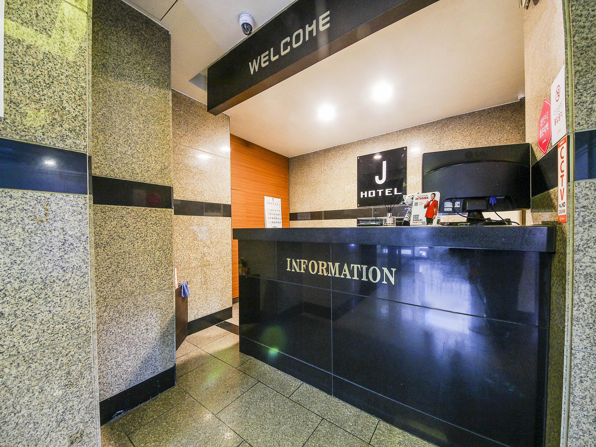 Suwon Station J Hotel 6/25