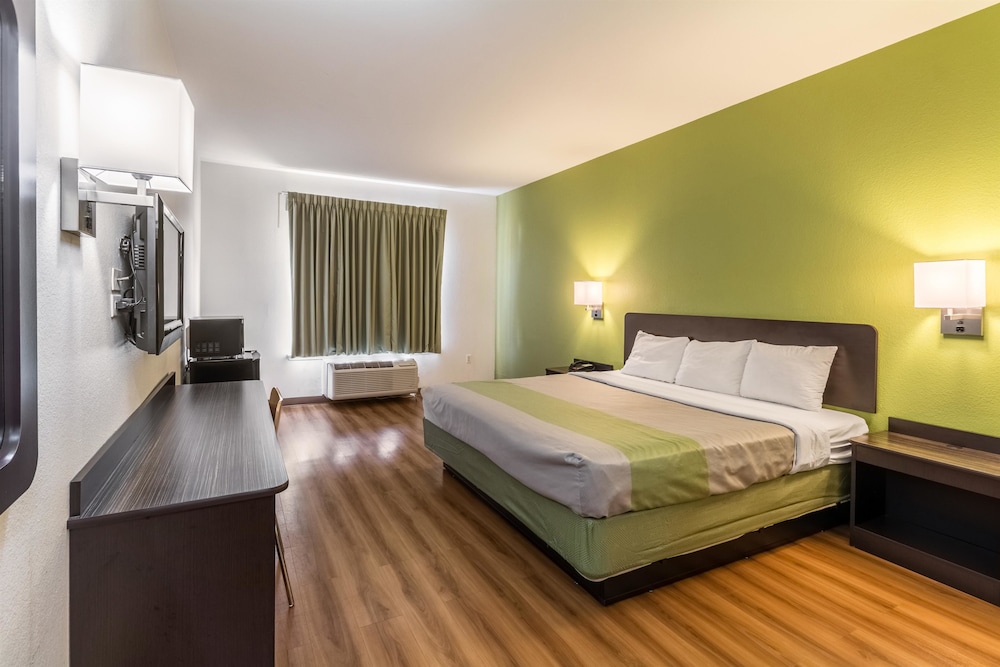 Motel6 North Richland Hills, TX - NE Fort Worth 18/42