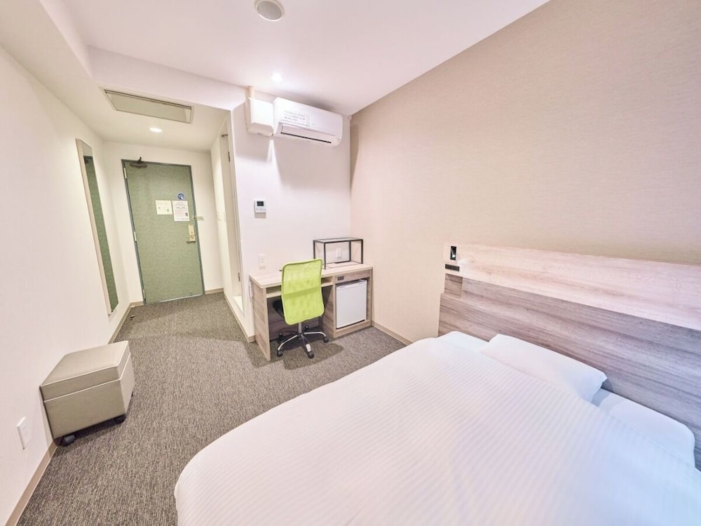 Smile Hotel Takaoka Ekimae 20/58