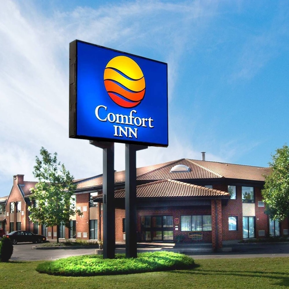 Comfort Inn Brossard 1/37