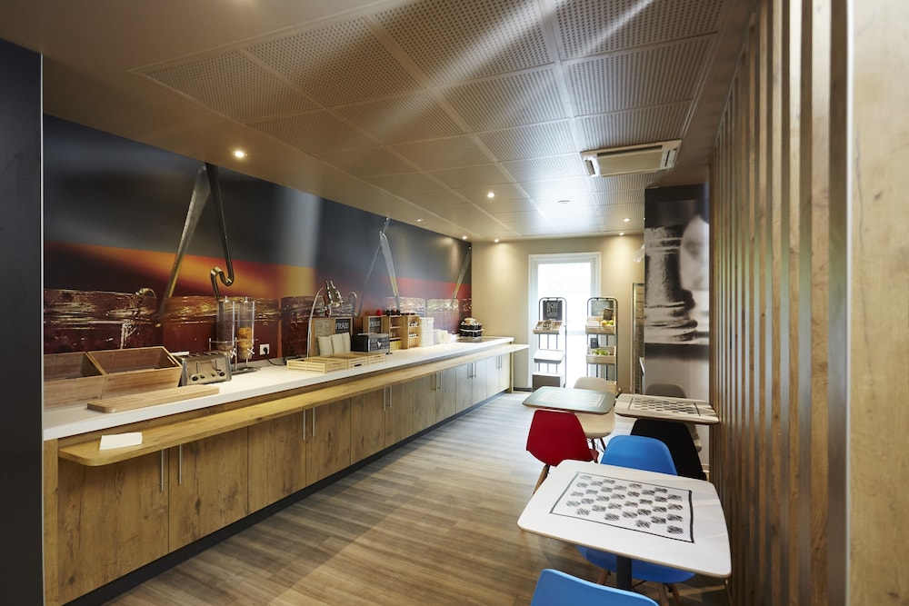 Ibis Valenciennes 43/72