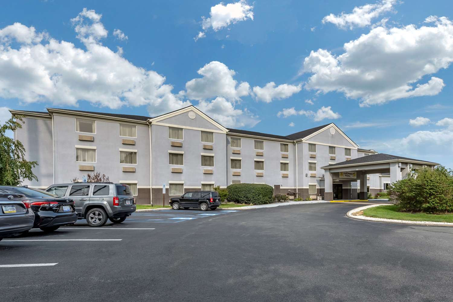 Comfort Inn and Suites Butler 36/38