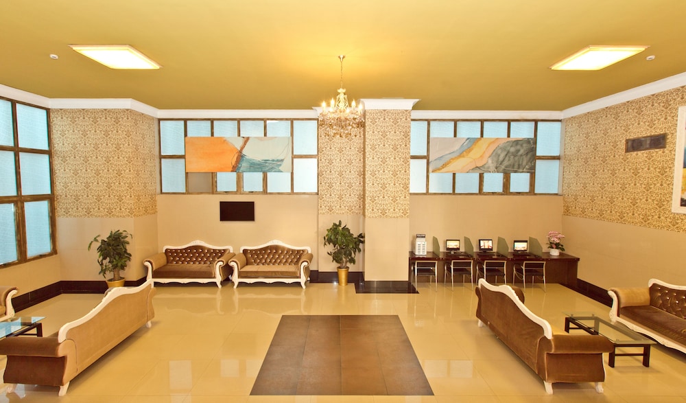 MAGNIFICENT INTERNATIONAL HOTEL 34/56