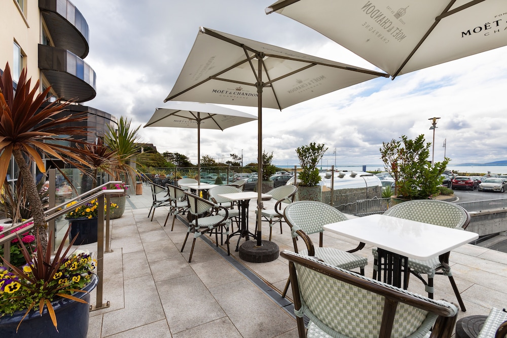Salthill Hotel 47/61