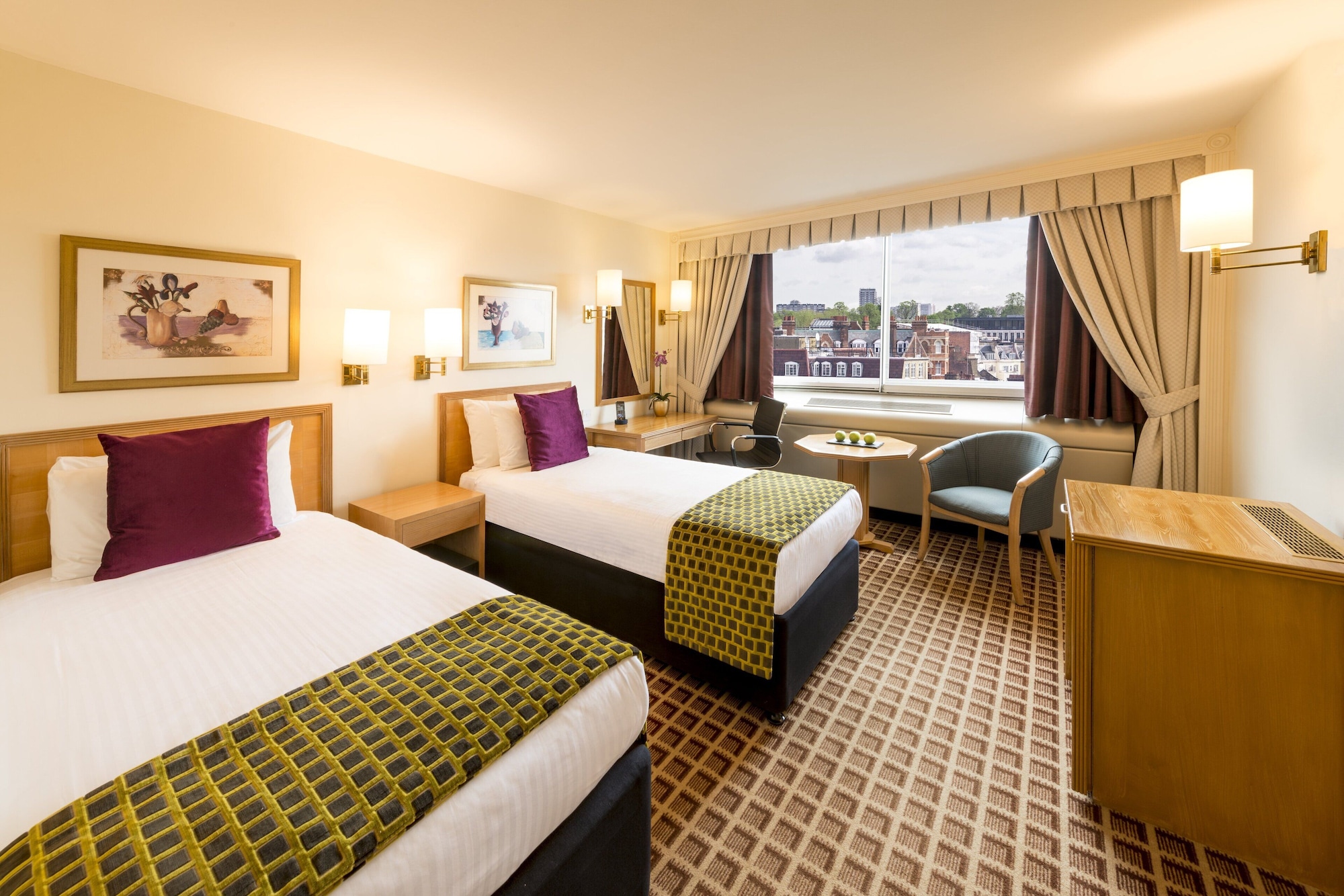 SUPERIOR, TWIN BEDS