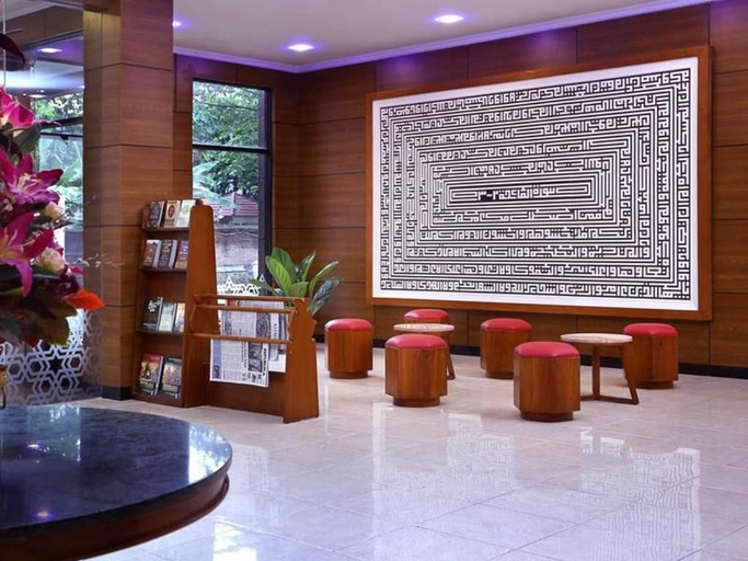 Multazam Hotel 3/11