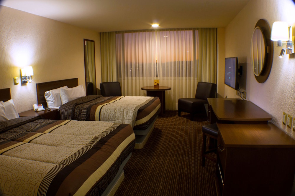 Hotel Real Plaza Aguascalientes 27/71