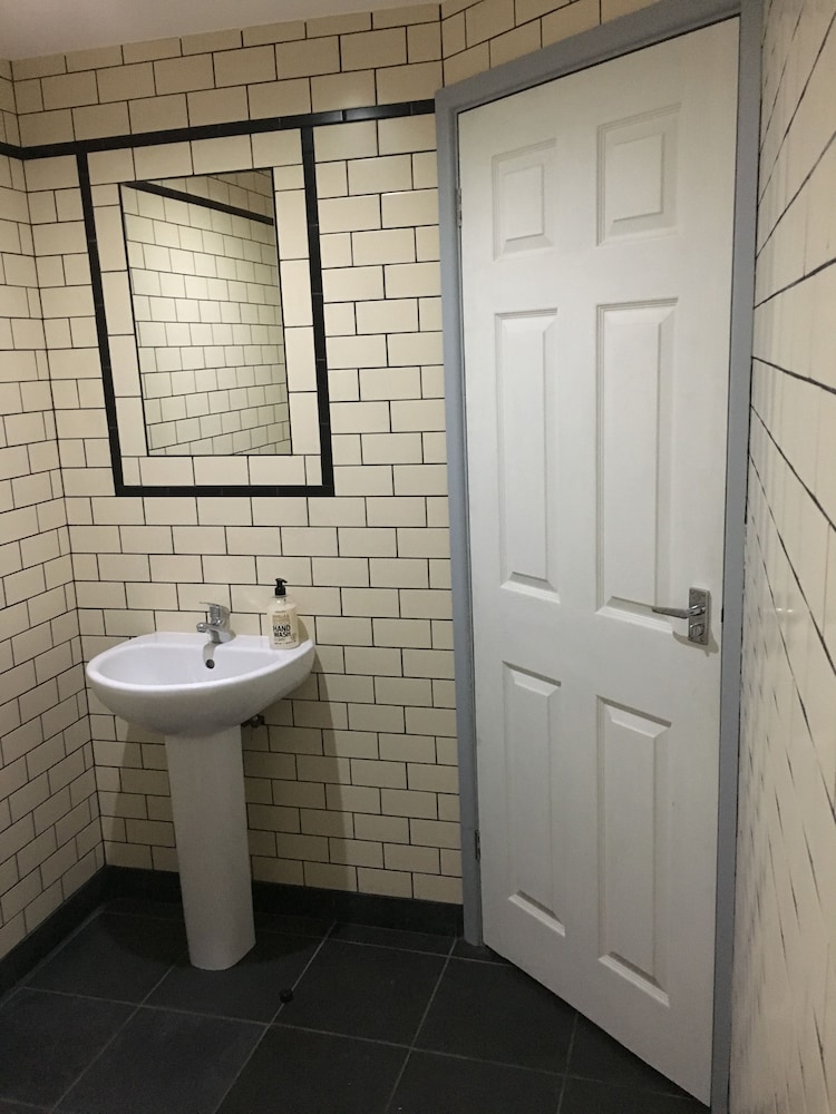 The Liverpool Pod 45/50