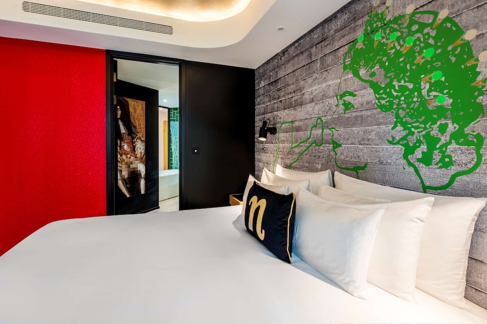 Nhow, Suite, King Bed, with Extra Bed