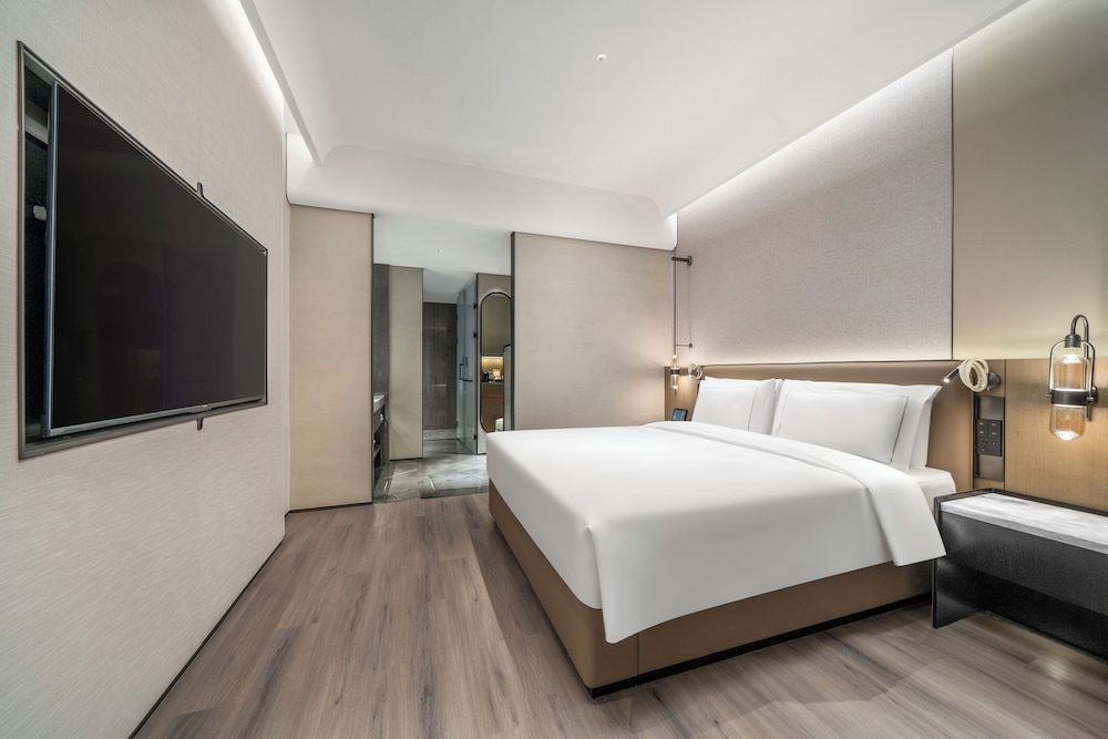 UrCove by HYATT Shenzhen Bay Mixc 28/58
