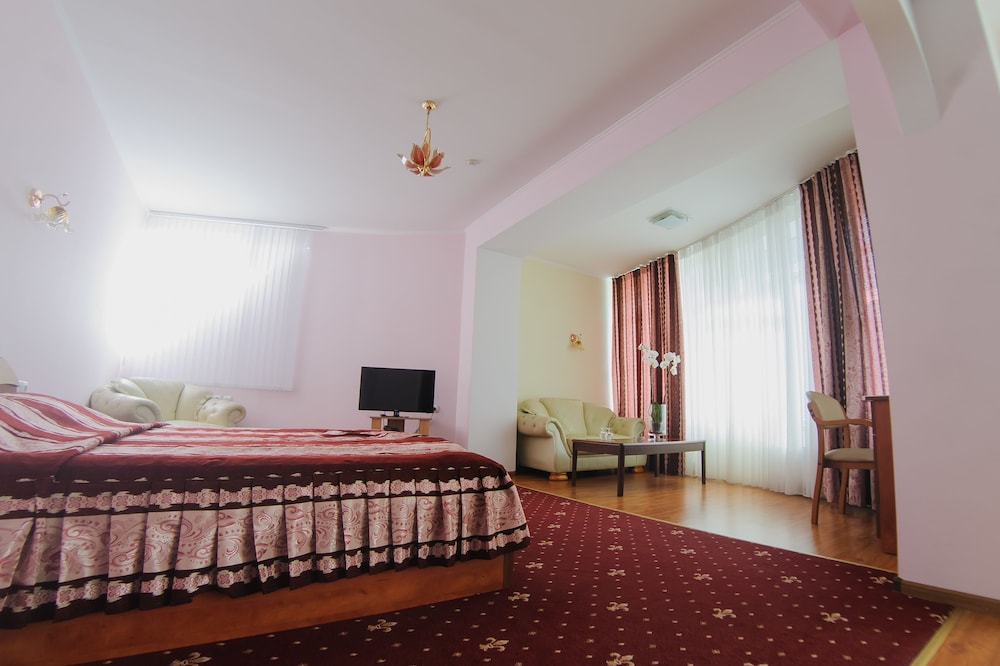 Villa Arus Hotel 6/63