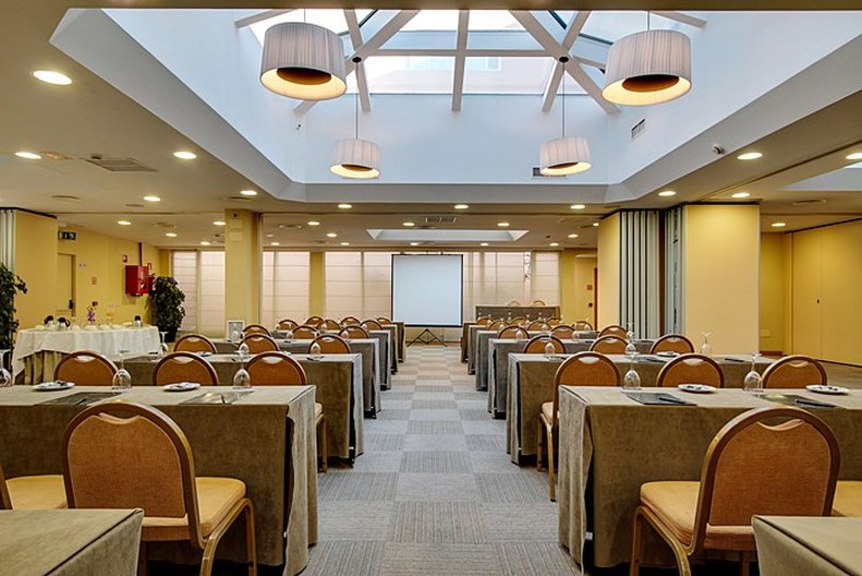 Hotel 1881 Madrid Ventas - Adults Only 42/50