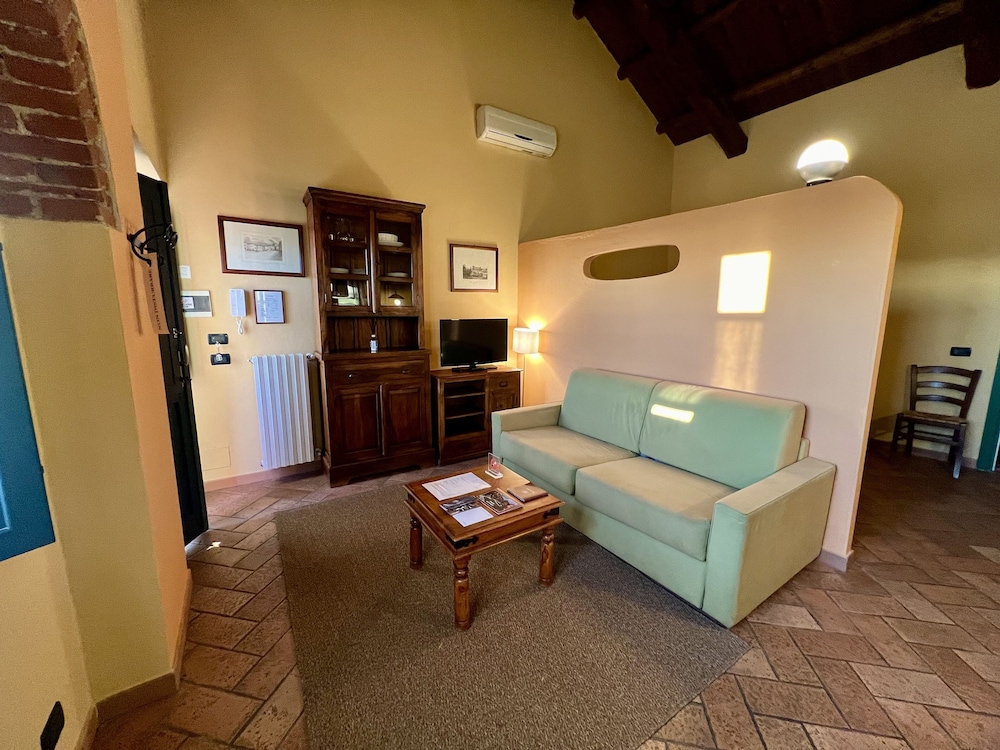 Le Serre Suites and Apartments 20/34