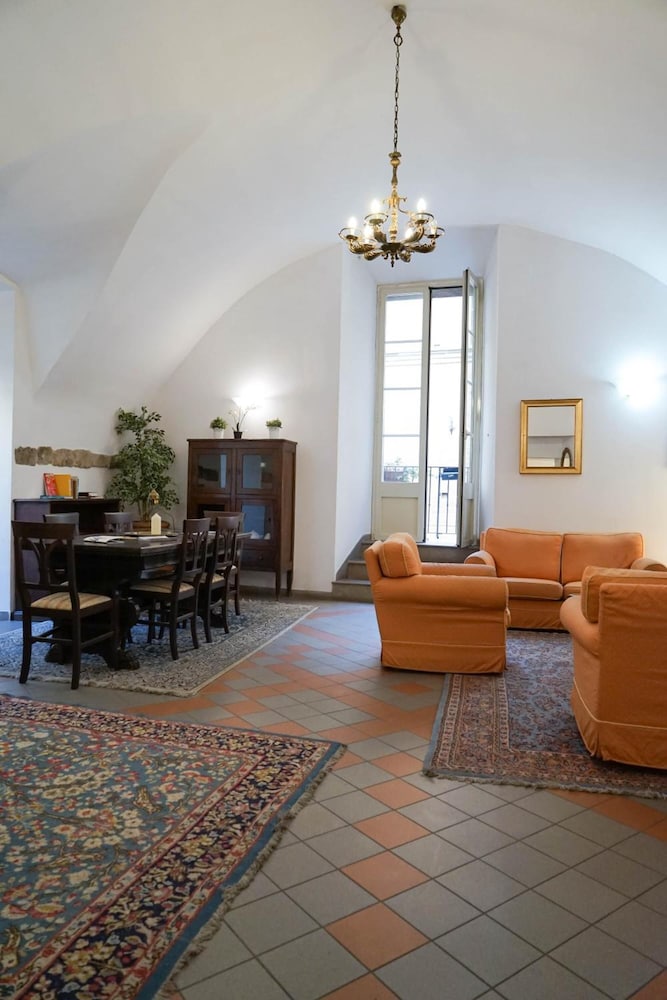 Piccolo Hotel Etruria 53/69