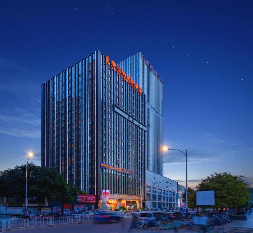 Vienna International Hotel Kunming (West Guangfu Road Station Branch) 10/48