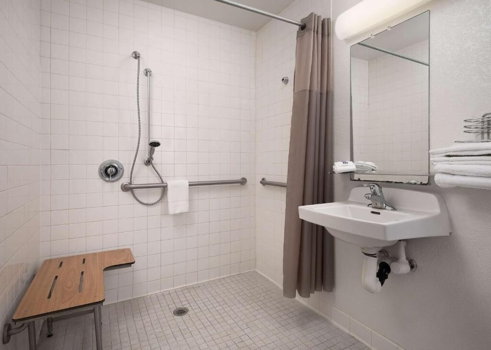 Motel6 Carpinteria, CA - Santa Barbara - North 59/59