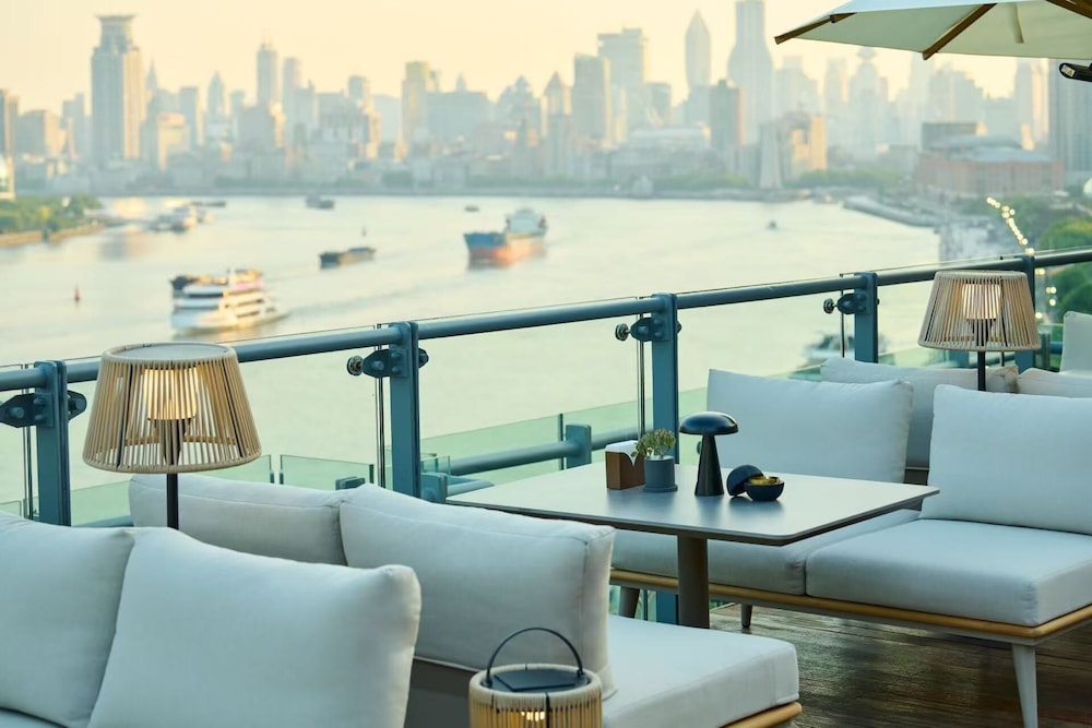 Banyan Tree Shanghai On The Bund Hotel 39/78