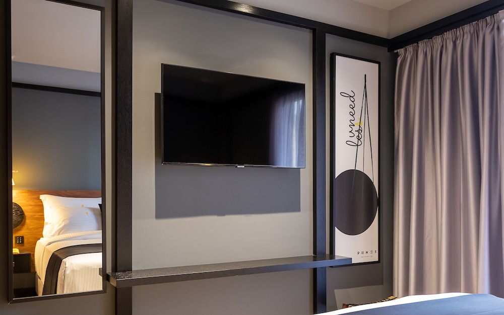 3 Pines Design Living 19/50